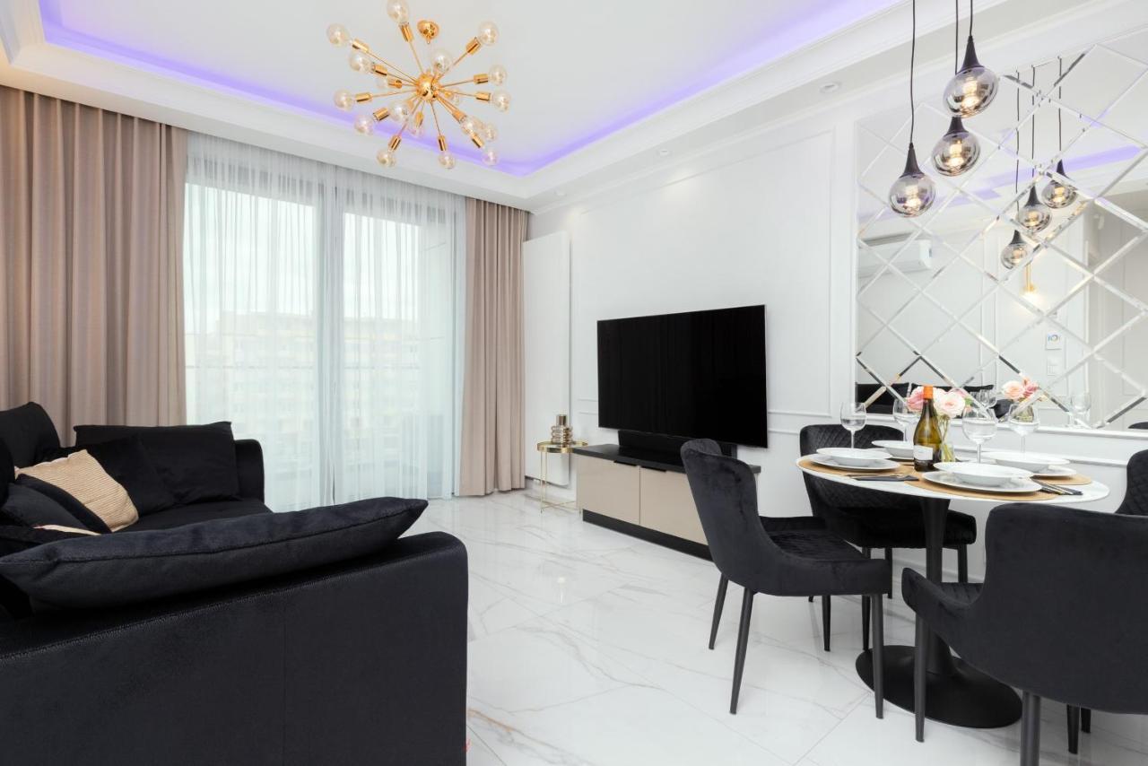 Plac Unii Apartment Gdynia Srodmiescie By Renters Prestige Exterior foto